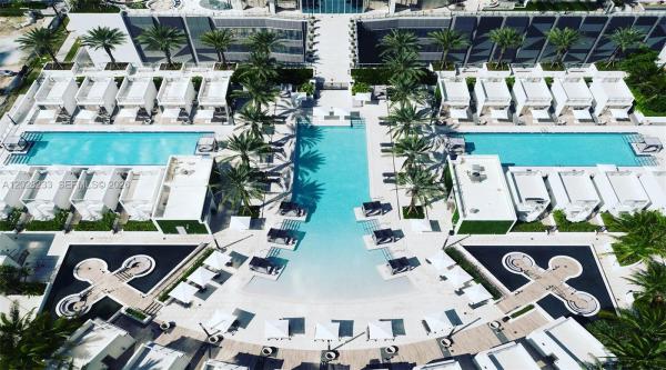 Paramount Miami Worldcenter, 851 NE 1st Ave #4107, Miami, Florida 33132, image 2