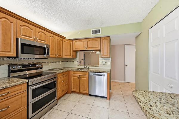 Trowbridge At Lakes Of Delray, 15342 Lakes Of Delray Blvd #90, Delray Beach, Florida 33484, image 1
