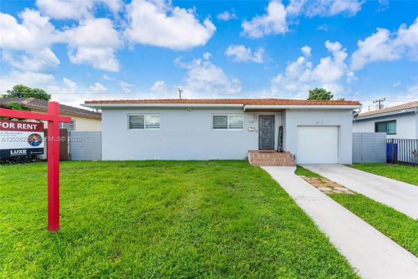 Jay Bob, 4780 NW 6th St, Miami, Florida 33126, image 1