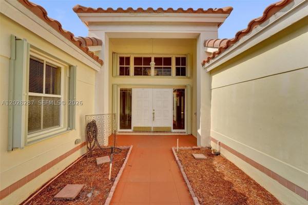 Southern Orchard, 8860 Southern Orchard Rd S, Davie, Florida 33328, image 3