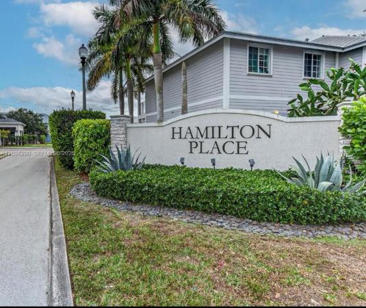 Hamilton Place, 916 SE 17th Ct, Homestead, Florida 33034, image 1