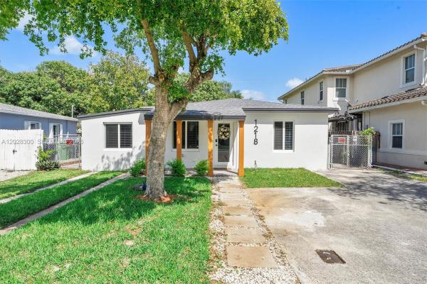 South Middle River, 1218 NW 2nd Ave #., Fort Lauderdale, Florida 33311, image 1