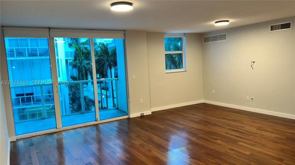 Brickell On The River North Tower, 31 SE 5th St #411, Miami, Florida 33131, image 2