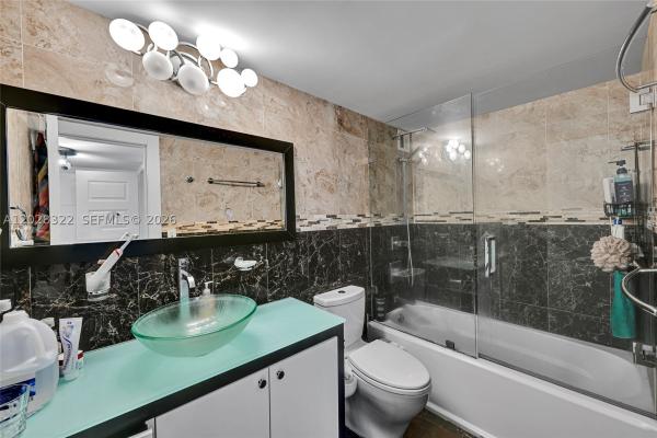 Parker Plaza Estates, 2030 S Ocean Dr #2018, Hallandale Beach, Florida 33009, image 2
