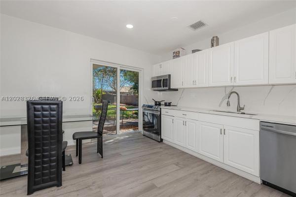 Woodland Park, 442 SW 22nd Ave, Fort Lauderdale, Florida 33312, image 2