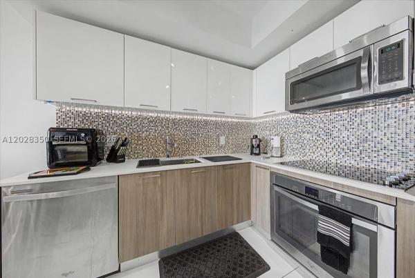 5252 Paseo At Downtown Doral, 5252 NW 85th Ave #1410, Doral, Florida 33166, image 2