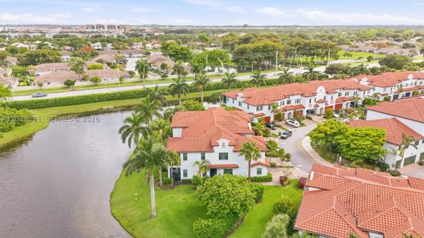 The Grove At Raintree, 1507 SW 113th Ave, Pembroke Pines, Florida 33025, image 3