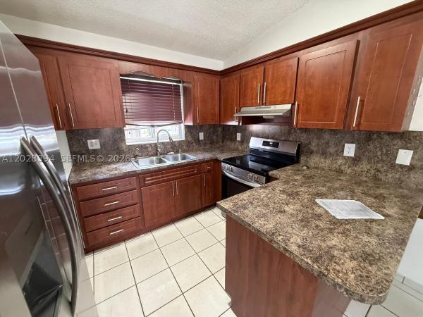 Alcazar Villas, 2212 W 74th St #201-28, Hialeah, Florida 33016, image 2