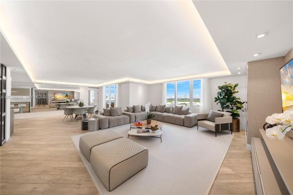 Roney Palace, 2301 Collins Ave #1432, Miami Beach, Florida 33139, image 1