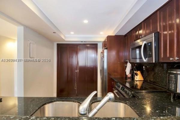 Venetia, 555 NE 15th St #16-H, Miami, Florida 33132, image 1