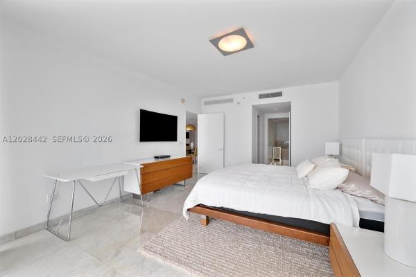 Jade Beach, 17001 Collins Ave #2307, Sunny Isles Beach, Florida 33160, image 3