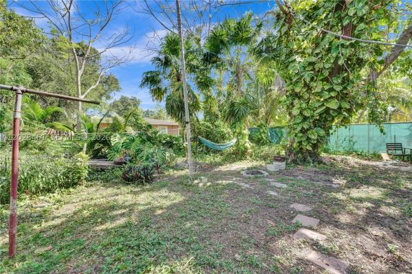 Dixie Highway, 259 NE 57th St, Miami, Florida 33137, image 2