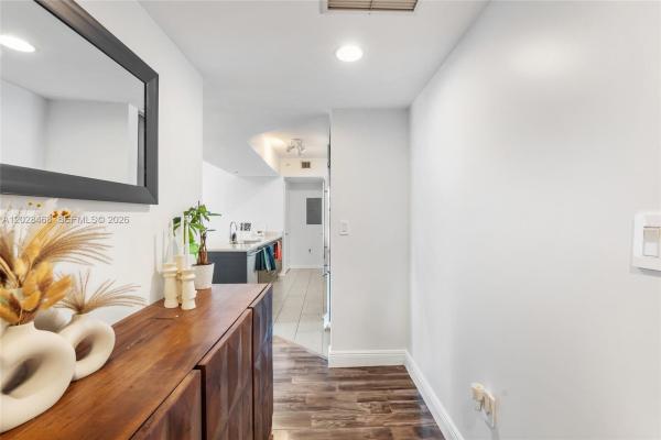 500 Brickell West, 55 SE 6th St #3303, Miami, Florida 33131, image 1