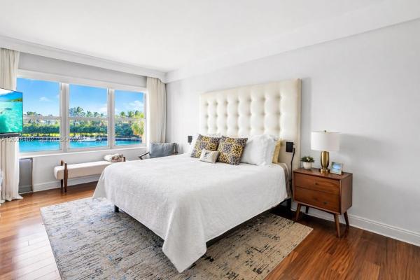 Blair House, 9102 W Bay Harbor Dr #3-C, Bay Harbor Islands, Florida 33154, image 1