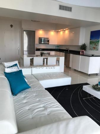 Mint At Riverfront, 92 SW 3rd St #3712, Miami, Florida 33130, image 2