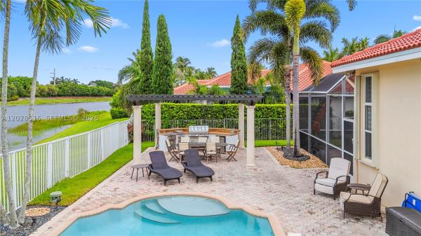Victoria Pointe, 1714 Victoria Pointe Cir, Weston, Florida 33327, image 1