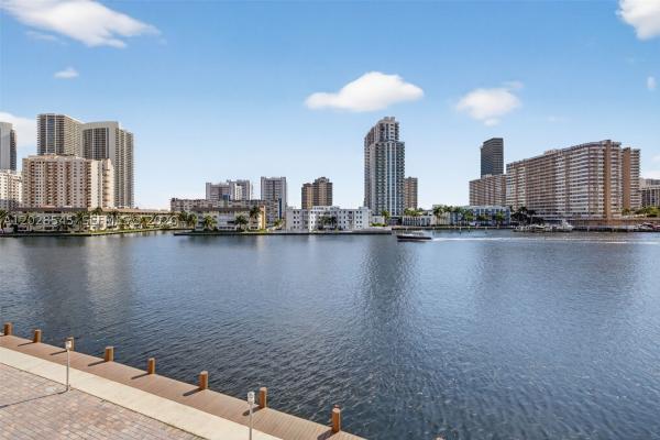 121 Golden, 121 Golden Isles Dr #205, Hallandale Beach, Florida 33009, image 2