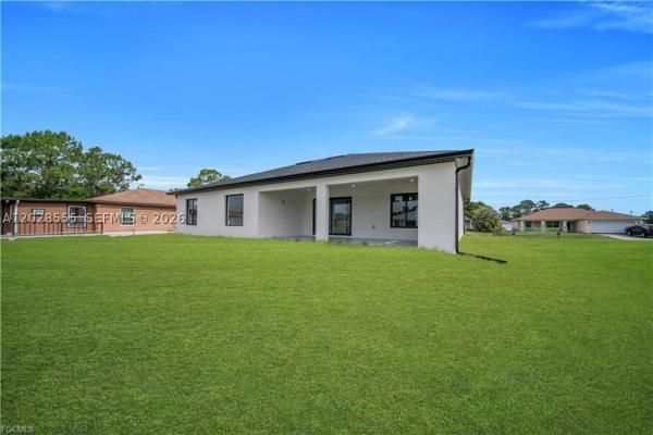 Lehigh Acres, 2507 39th St SW, Lehigh Acres, Florida 33976, image 1