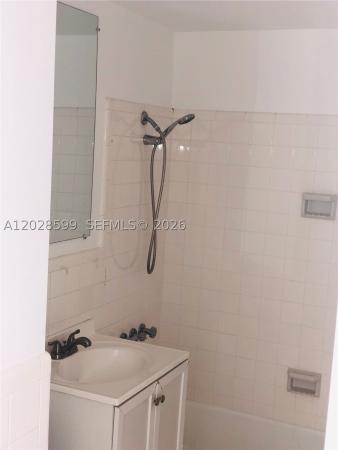Point View, 1430 Brickell Bay Dr #1305, Miami, Florida 33131, image 1