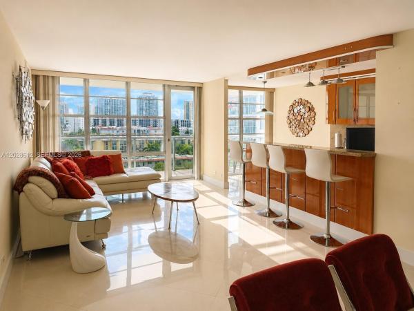 Winston Towers 300, 230 174th St #902, Sunny Isles Beach, Florida 33160, image 1
