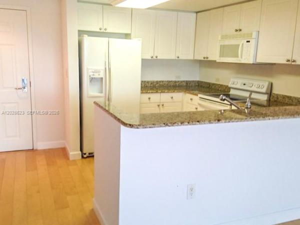 Turnberry On The Green, 19501 W Country Club Dr #1511, Aventura, Florida 33180, image 1