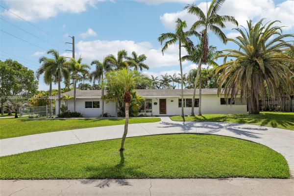 14401 SW 98th Ct, Unincorporated Dade County, Florida 33176, image 1