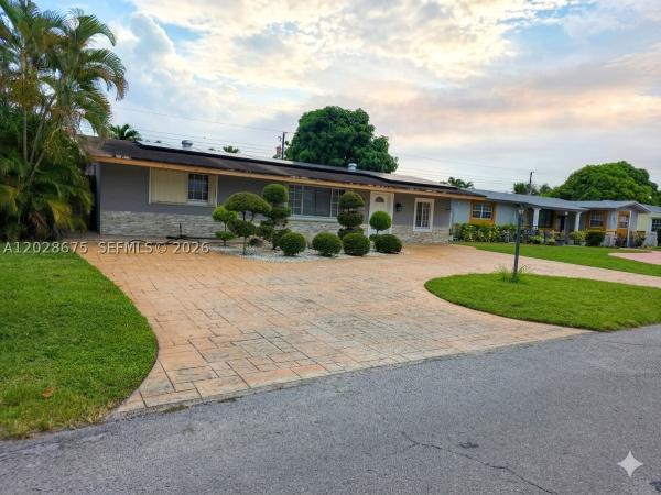 Boulevard Heights, 8420 NW 10th St, Pembroke Pines, Florida 33024, image 2