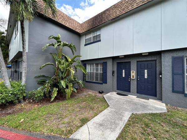 Townhouses Of Plantation, 4815 NW 9th Dr, Plantation, Florida 33317, image 1