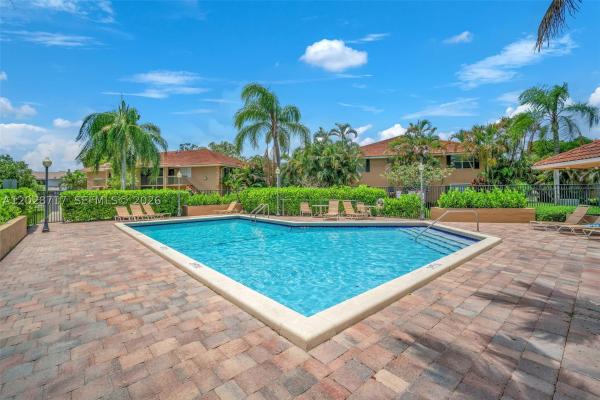 10369 NW 8th St #204, Pembroke Pines, Florida 33026, image 2