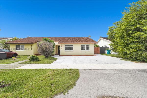 13546 SW 63rd Ln #H-W, Unincorporated Dade County, Florida 33183, image 1