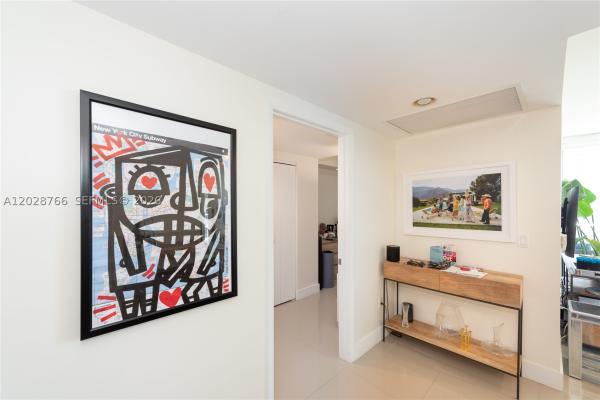 Icon Brickell Tower 1, 475 Brickell Ave #4213, Miami, Florida 33131, image 3