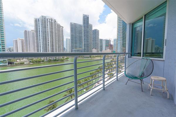 One Miami West, 325 S Biscayne Blvd #821, Miami, Florida 33131, image 1