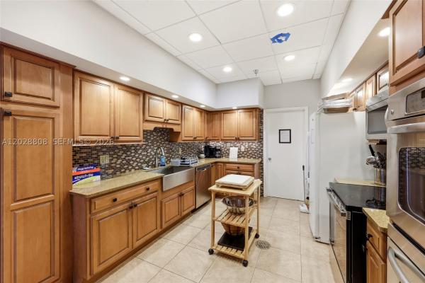 Eastpointe, 5380 N Ocean Dr #18B, Riviera Beach, Florida 33404, image 1