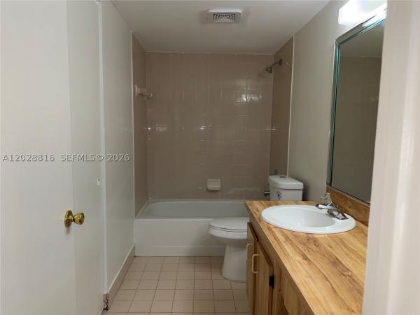 10441 Mahogany Key Cir #106, Unincorporated Dade County, Florida 33196, image 2