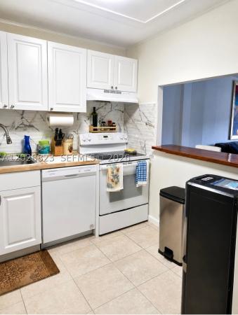 Woodside, 16851 NE 23rd Ave #B214, North Miami Beach, Florida 33160, image 3