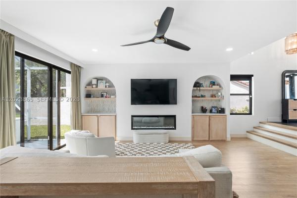 Mahogany Way, 641 NW 158th Ave, Pembroke Pines, Florida 33028, image 2