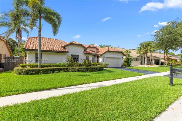 Fox Run At Jacaranda, 10900 NW 18th Ct, Plantation, Florida 33322, image 2