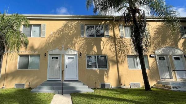 209 NW 84th St, Unincorporated Dade County, Florida 33150, image 1