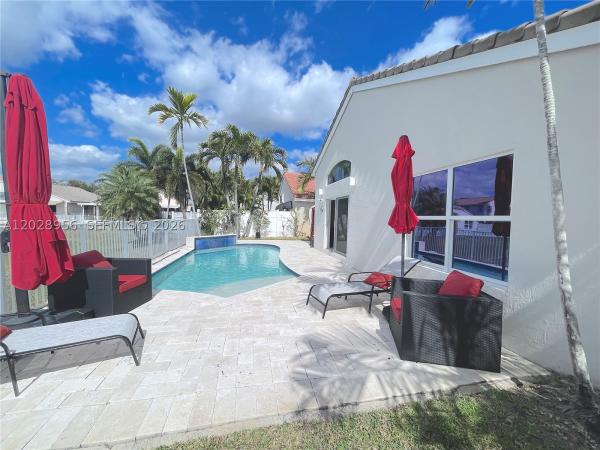 Banyan Oakridge, 4923 SW 33rd Way, Hollywood, Florida 33312, image 2
