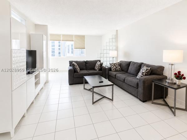 The Carriage Club, 5005 Collins Ave #616, Miami Beach, Florida 33140, image 1