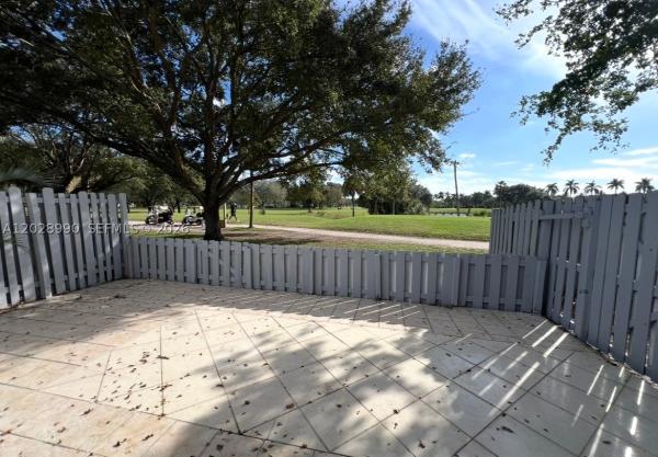 Heftler Townhouses At Red Bridge, Sunrise, Florida 33351, image 1