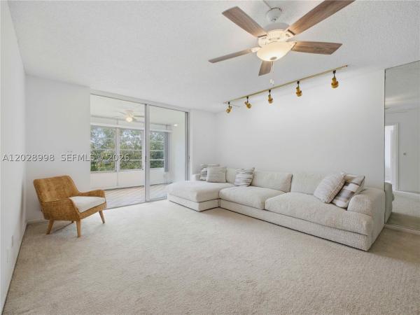 Bonaire Village, 14623 Bonaire Blvd #405, Delray Beach, Florida 33446, image 2