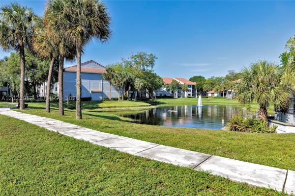 Visconti, 9288 W Atlantic Blvd #1125, Coral Springs, Florida 33071, image 2