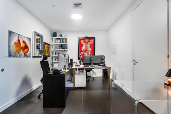 Epic Hotel & Residences, 200 Biscayne Boulevard Way #4812, Miami, Florida 33131, image 1