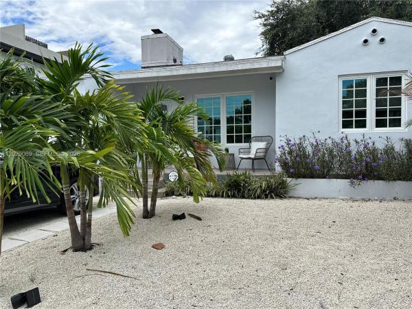 Federal Way, 435 NE 71st St, Miami, Florida 33138, image 1