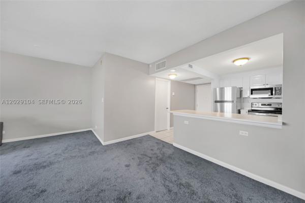 Roney Palace, 2301 Collins Ave #1030, Miami Beach, Florida 33139, image 2