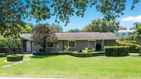 Tranquility Estates, 6760 SW 62nd Ter, South Miami, Florida 33143, image 1