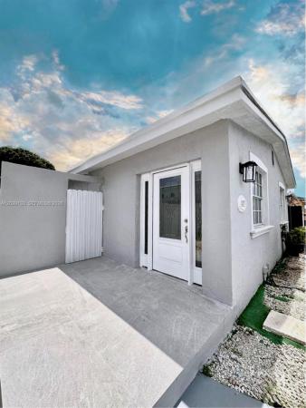 Hialeah Residential, Hialeah, Florida 33013, image 1