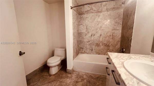 Vizcayne South, 253 NE 2nd St #330, Miami, Florida 33132, image 3