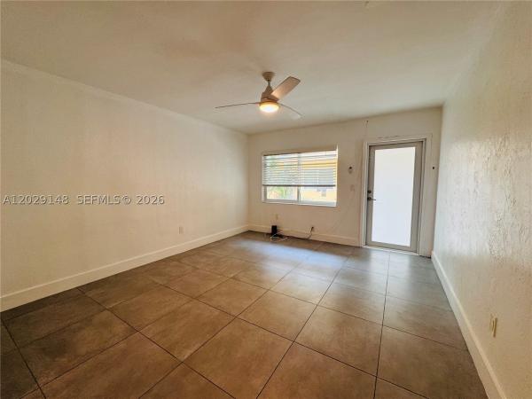Golden Dreams, 75 Washington Ave #10, Miami Beach, Florida 33139, image 3